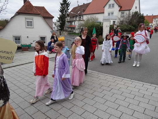 Sonntag Umzug 28
